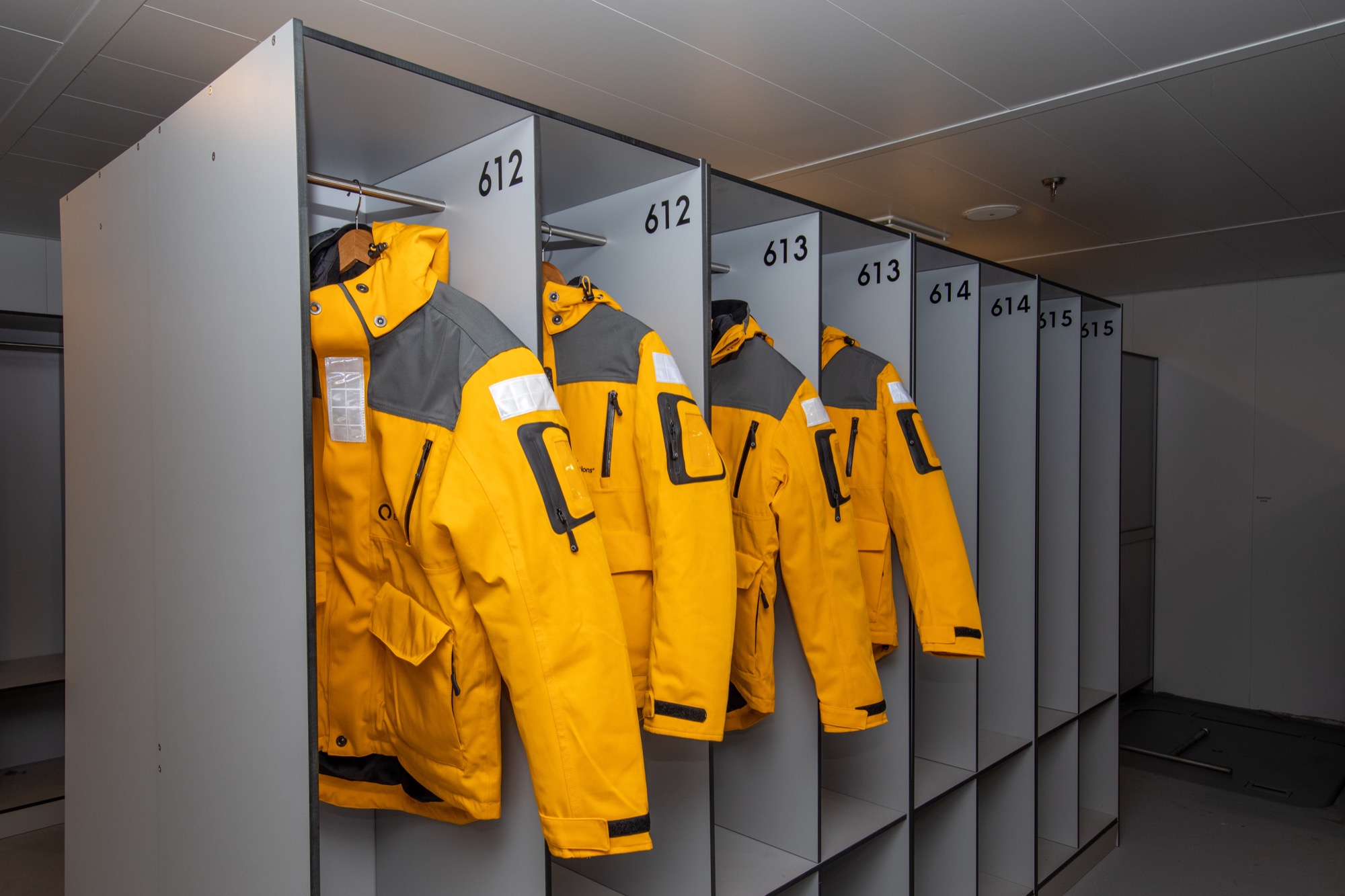 Quark Expeditions_World Explorer_Ready Room.jpg